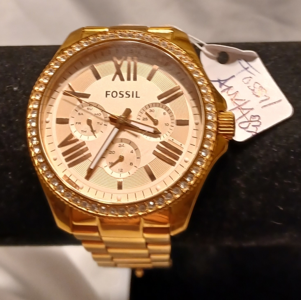 FOSSIL AM 4483 CECILE ROSE GOLD WATCH WITH CRYSTALS